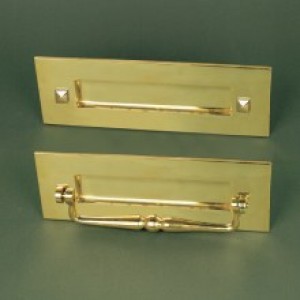 Traditional Letterplate - Without Clapper - Polished Brass